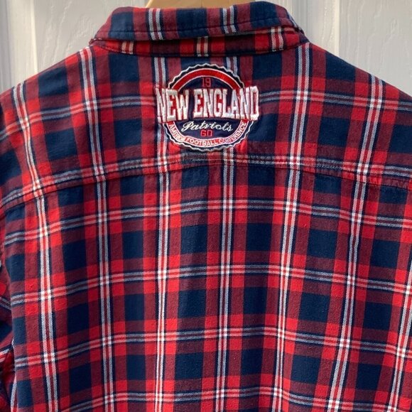 New England Patriots Great Design Logos Rough & Tough Flannel Shirt Size Large - Picture 7 of 9